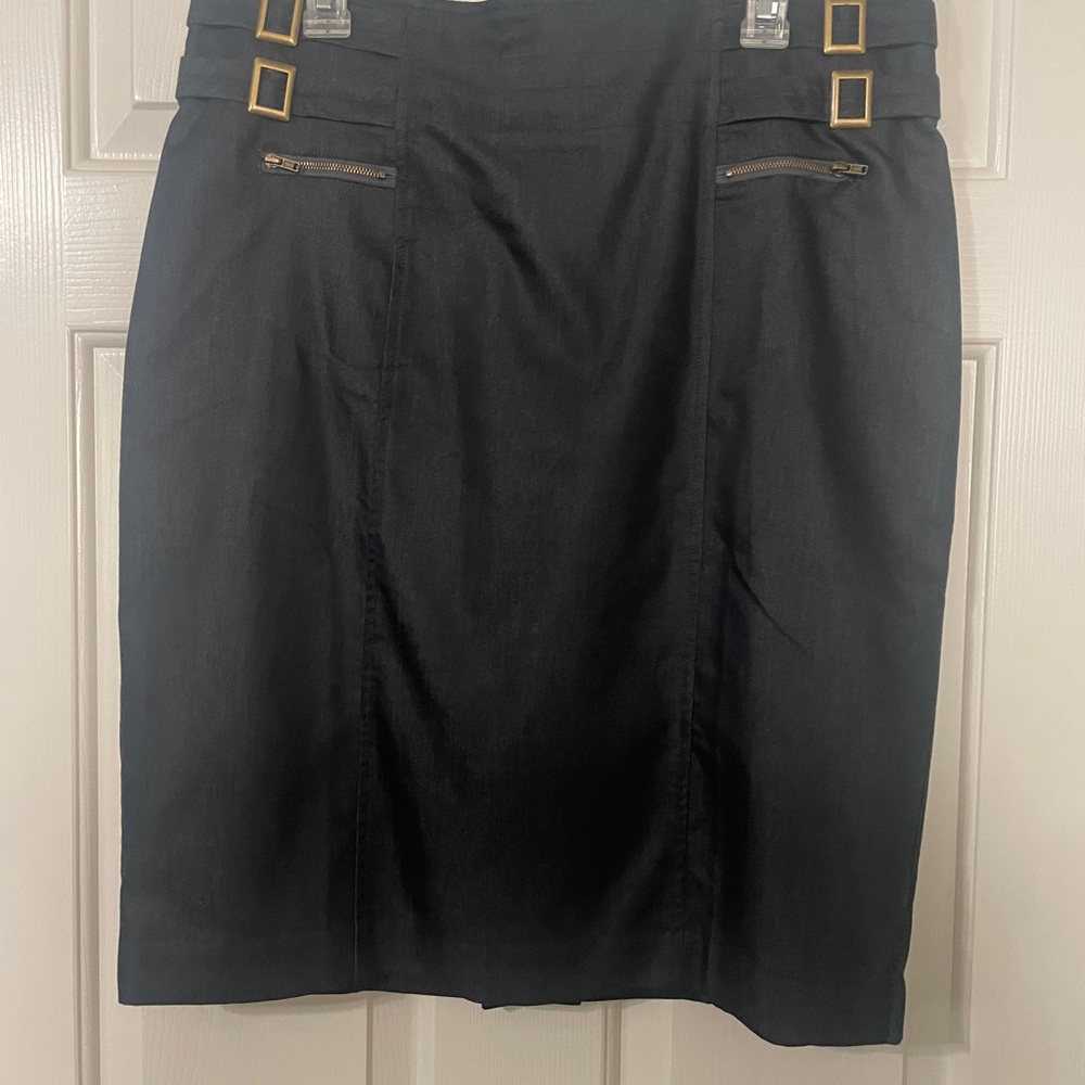 🏷️ Worthington Buckle Skirt – Women’s Size 18 (NWOT)